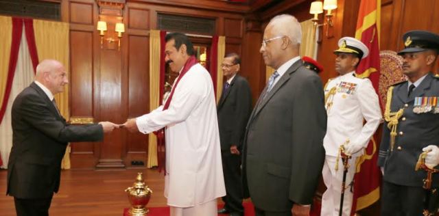 New Ambassador Mr. Alexandre Cece Loua Credentials to President Rajapaksa