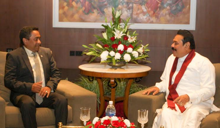 President Rajapaksa Holds Bilateral Discussions with SAARC Leaders 3