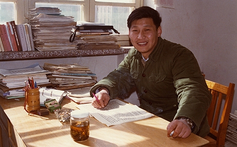Xi Jinping in his office in Zhengding Hebei province in 1983