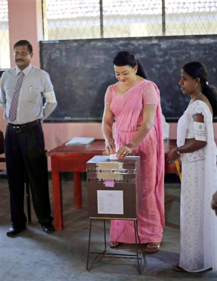 Madam Shiranthi Rajapaksa cast his ballot