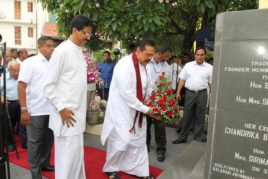 President pays floral tributes to T.B.Ilangarathne