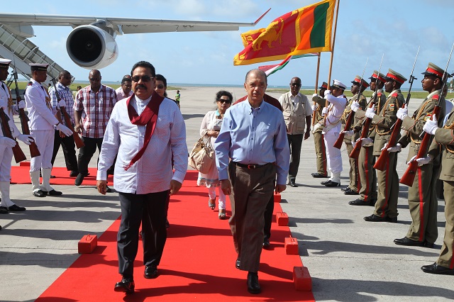 Sri Lankan President Rajapaksa arrives in Seychelles 2