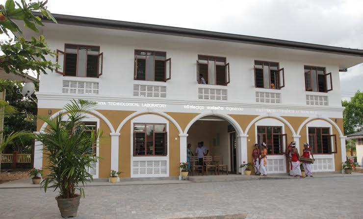 Mahindodaya Laboratory at Balapitiya Siddhartha Central College 4