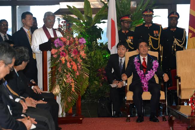 Japans-prime-minister-Shinzo-Abe at parliament Sri Lanka 1