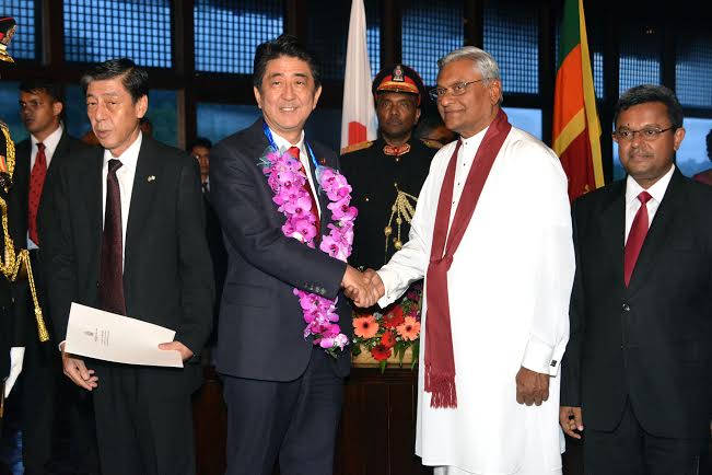 Japans-prime-minister-Shinzo-Abe at parliament Sri Lanka 6