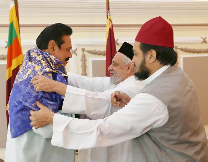 Indian Islamic Religious Dignitary Bless the President 
