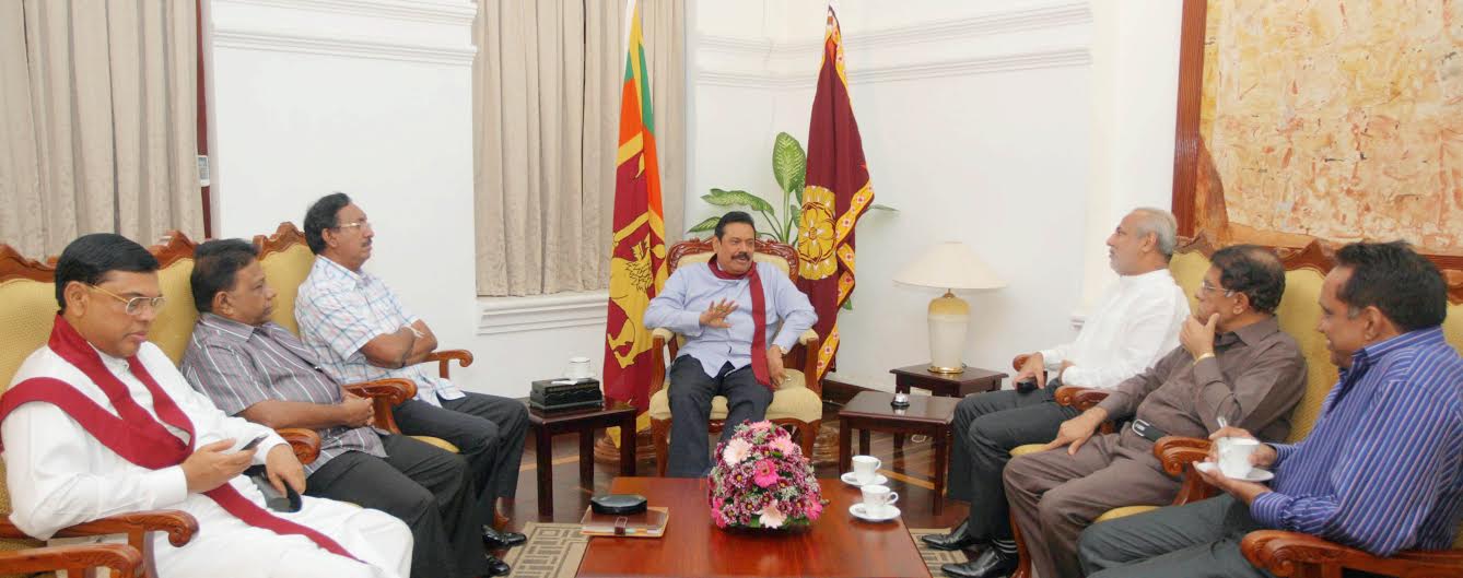 Sri Lanka Muslim Congress Meets the President 