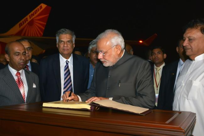 Indian PM arrives 2