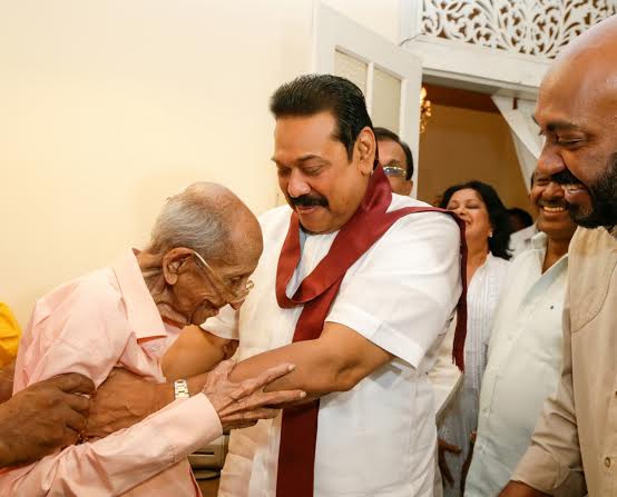 President Rajapaksa visited the Veteran Cinema Artist Dr. Lester James Peiris