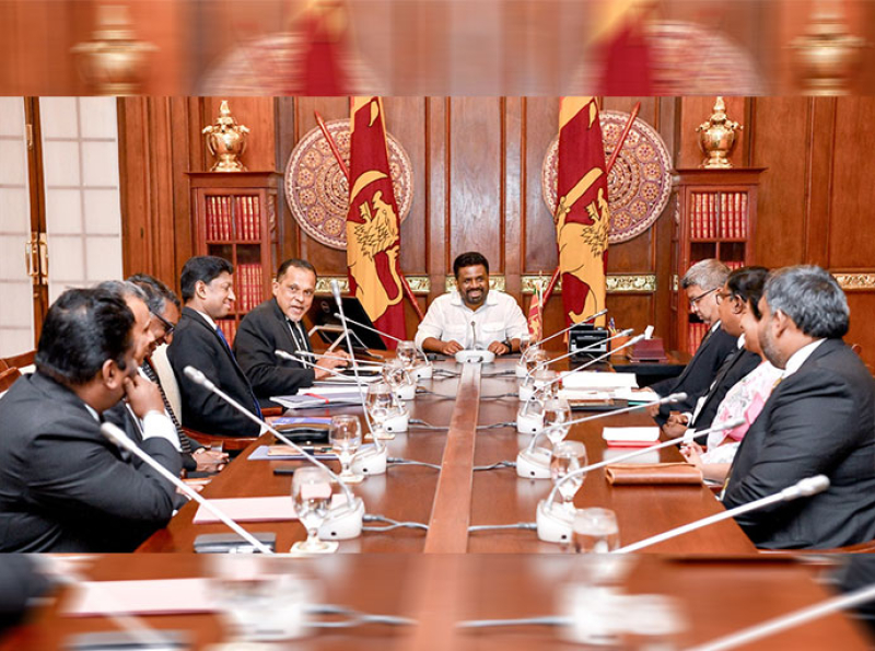 ආන්දෝලනයට තුඩු දී තිබෙන නඩු කටයුතු පිළිබඳ ජනපති සහ නීතිපති අතර සාකච්ඡාවක්