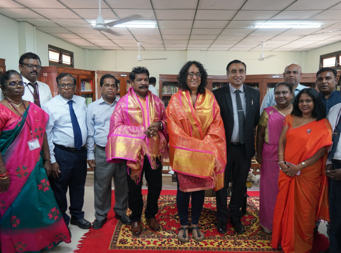 නවීකරණය කළ යාපනය, කෝපායි ගුරු විද්‍යාලයේ පුස්තකාලය විවෘත කරේ
