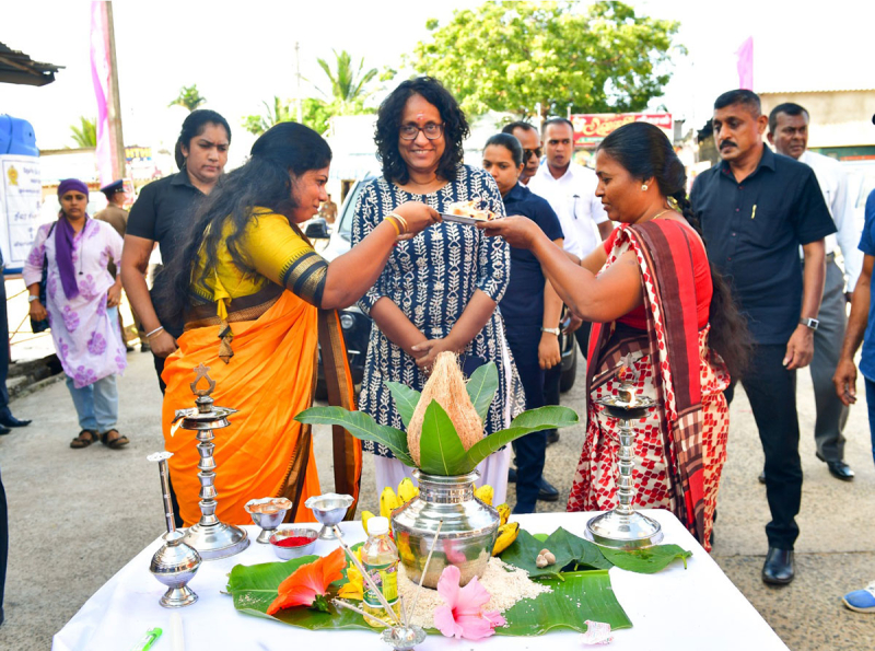 බලවත් මිනිස්සු විතරක් රකින නීතියකට අපි ඉඩ තියන්නෙ නෑ - අගමැති හරිනි