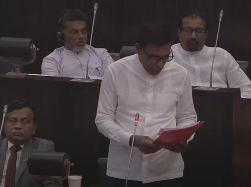  කාලය සහ තාක්ෂණය සමග වර්ධනය වන නව ආරක්ෂක තර්ජනයන්ට  මුහුණ දිය යුතුයි