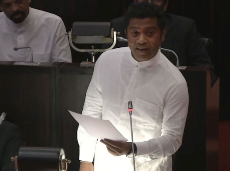 හිටපු රජය ආණ්ඩු පක්ෂයේ ප්‍රධාන සංවිධායක කාර්යාලය වෙනුවෙන් ලක්ෂ 3771ක මුදලක් වියදම් කරලා - සෞඛ්‍ය හා ජනමාධ්‍ය ඇමති