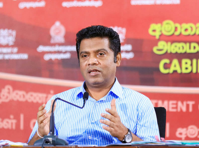 අදානි සමාගම සම්බන්ධයෙන් ආණ්ඩුවේ මතයේ කිසිදු වෙනසක් නෑ - කැබිනට් ප්‍රකාශක