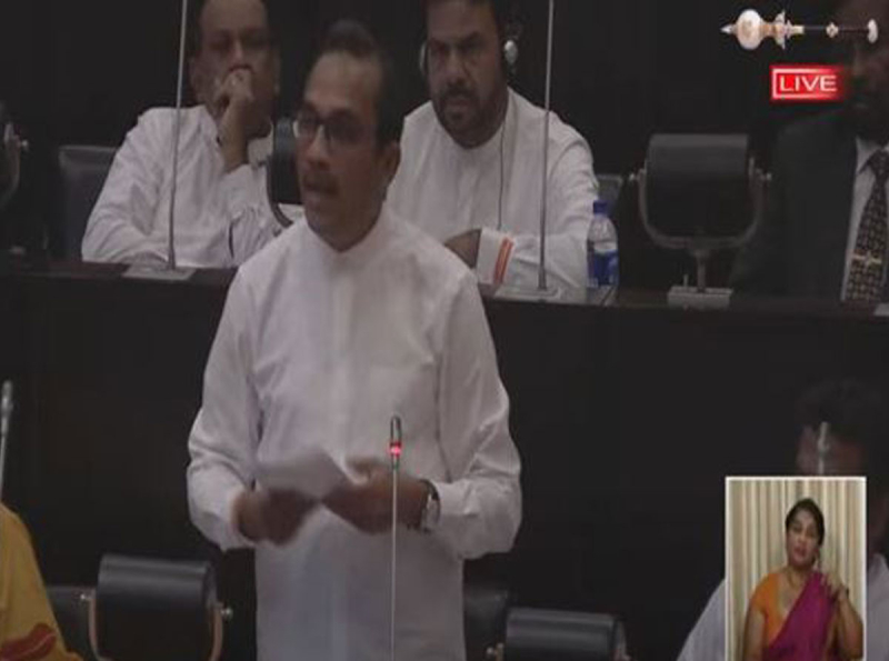 ධාවනයෙන් ඉවත්කර ඇති බස්රථ 200ක් අවුරුදුසමයේ අලුත්වැඩියා කර නැවත ධාවනයට 