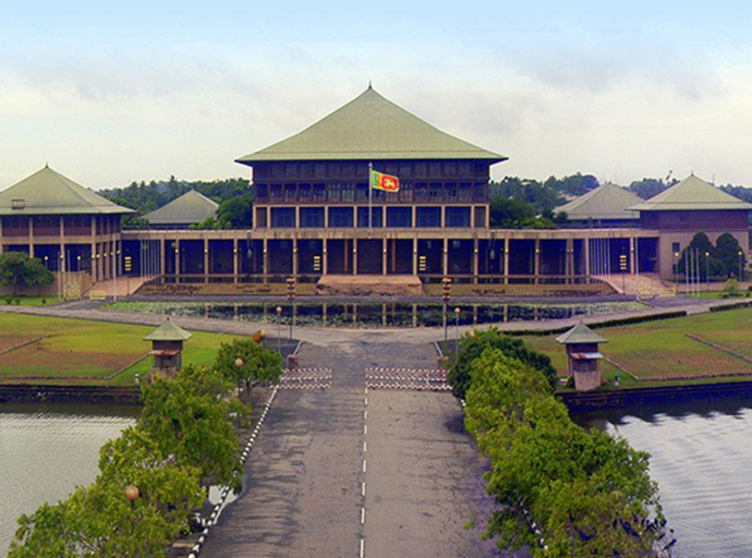 පාර්ලිමේන්තුව මැයි 8 සහ 9 රැස්වෙයි