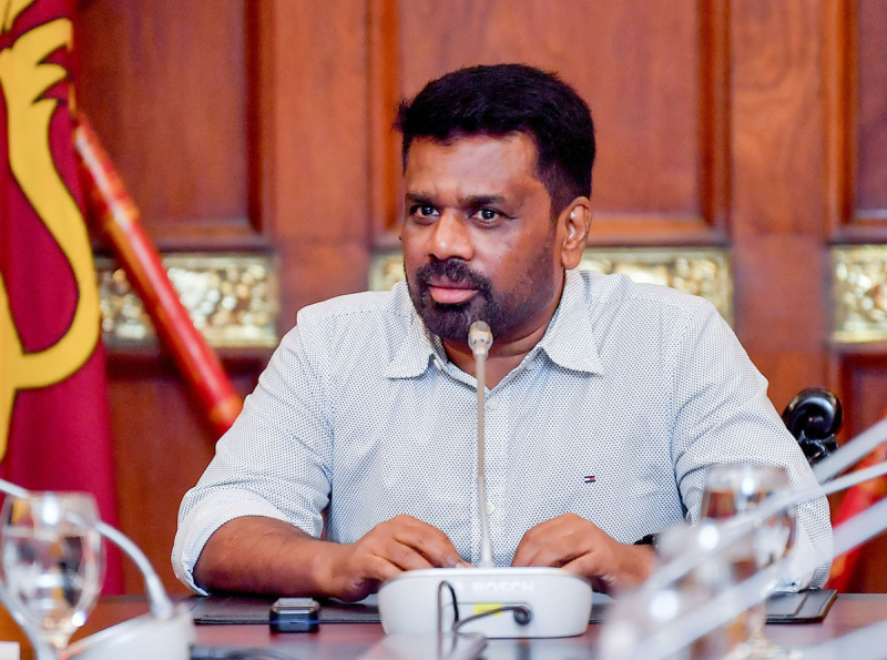කොළඹ ඇල මාර්ග සහ කාණු පද්ධතිය කඩිනමින් පිළිසකර කිරීමට ජනපතිගෙන් නිලධාරීන්ට උපදෙස්