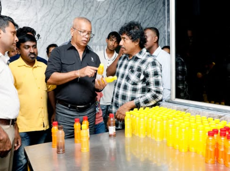  “අස්වැන්නට අගයක්- ගමට ව්‍යවසායකයෙක් වැඩසටහනට සමගාමීව    ක්ෂණික පලතුරු බීම සැකසීමේ හා බෙදා හැරීමේ මධ්‍යස්ථානයක් ඇරඹෙයි