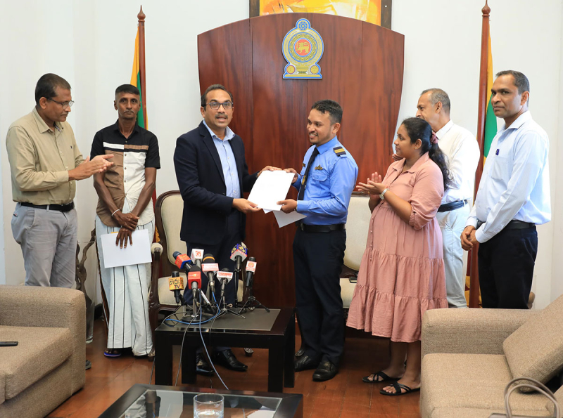 දුම්රිය සේවාව කාර්යක්‍ෂම කිරීමට වෘත්තීය සමිතිවල සහාය අවශ්‍යයි. - ප්‍රවාහන අමාත්‍ය 