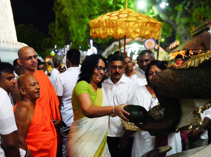 තිස්සමහාරාම අවසන් රන්දෝලි පෙරහර සාර්ථකව අවසන්