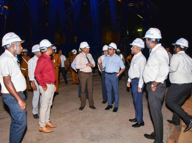 කොළඹ වරායේ  නැගෙනහිර පර්යන්තයේ කටයුතු කාර්යක්ෂම කෙරේ