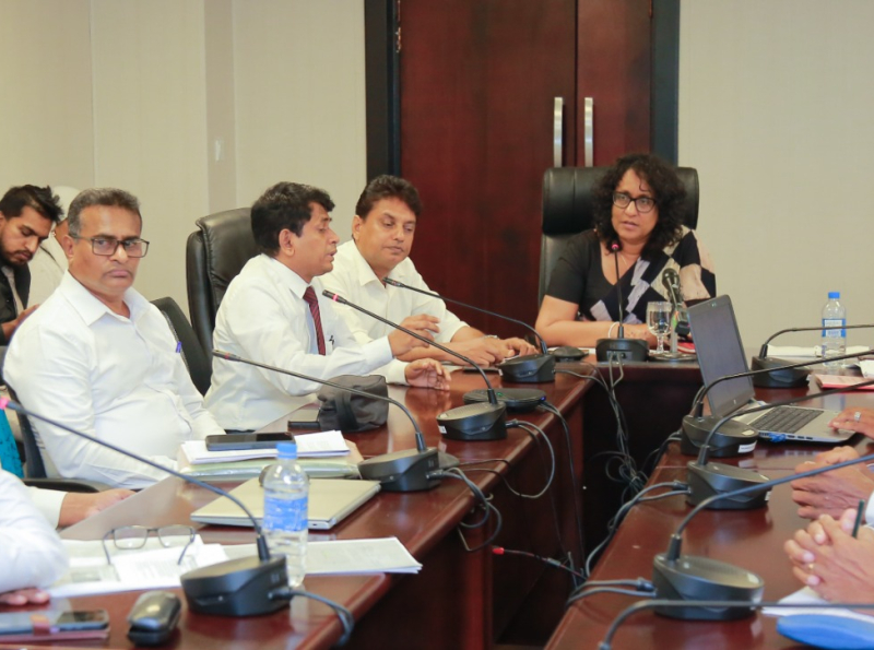 විදුහල්පති වෘත්තීය සංගම් හා අධ්‍යාපනය අමාත්‍යවරිය අතර හමුවක්
