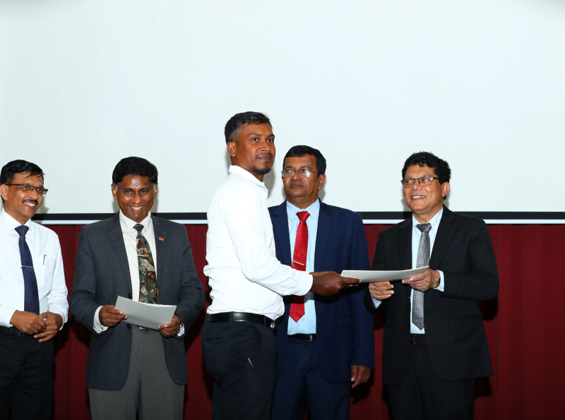 විදුලි වැට නඩත්තු සහයකවරු 3451කට ස්ථිර පත්වීම්
