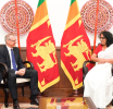 ප්‍රංශ තානාපති ශ්‍රී ලංකා අග්‍රාමාත්‍ය ආචාර්ය හරිනි අමරසූරිය හමුවෙයි