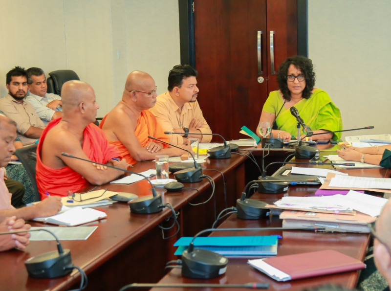පෞද්ගලික විශ්ව විද්‍යාලවල උපාධිධාරීන්ගේ ගුණාත්මකභාවය පිළිබඳ  නැවත සමාලෝචනයක්  -  අග්‍රාමාත්‍ය ආචාර්ය  හරිනි අමරසූරිය
