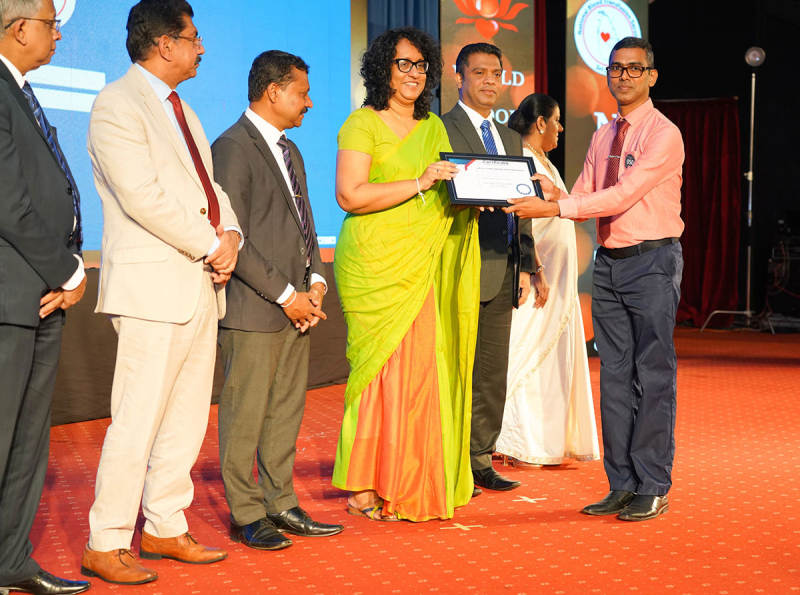 ලෝක රුධිර පරිත්‍යාගශීලින්ගේ දිනය අගමැතිනියගේ සහභාගිත්වයෙන් සමරයි