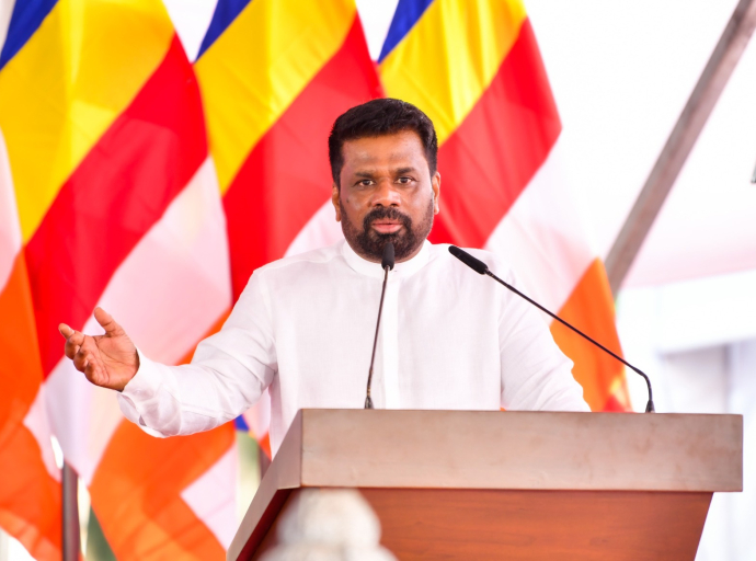 විනය සහ මනුෂ්‍යත්වයේ ජීවය යළි කැඳවාගෙන එමින් අධ්‍යාත්මිකව සංවර්ධනය වූ සමාජයක් ගොඩනැඟිය යුතුයි -	ජනපති 