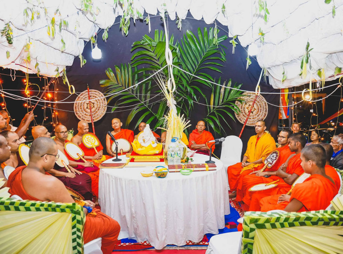 මියගිය සැමට පිං පමුණුවා ඇල්ල අනතුර සිදු වූ ස්ථානයේ පිංකම්
