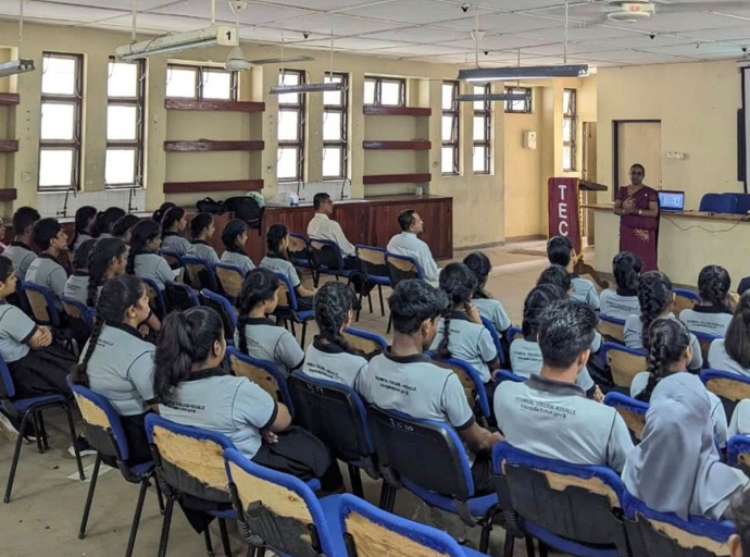 සියදිවි හානි කර ගැනීම වැලැක්වීම පිළිබඳව දැනුවත් කිරිමේ වැඩ සටහනක්