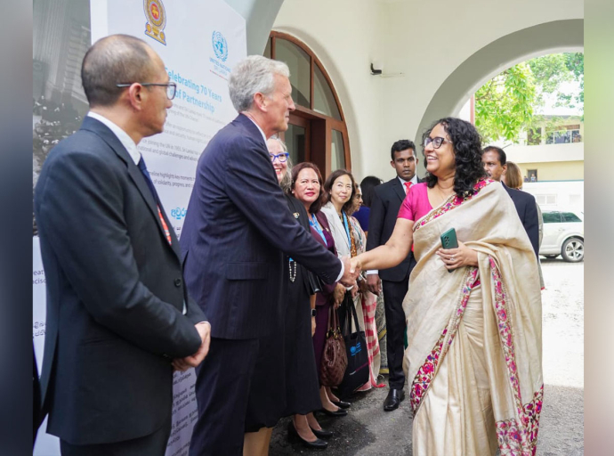 අපේ සංවර්ධන දැක්ම තිරසාරත්වය සහ මානව ගරුත්වය මුල් කරගත් සංවර්ධන න්‍යාය පත්‍රයක්