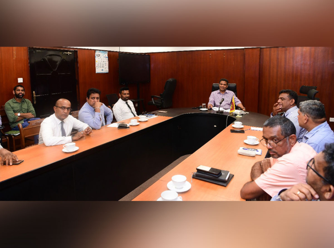 පෞරාණික වටිනාකමකින් යුත් නුවරඑළිය තැපැල් කාර්යාල ගොඩනැගිල්ලේ ප්‍රතිසංස්කරණ කටයුතු පිළිබද විශේෂ සාකච්ඡාවක්