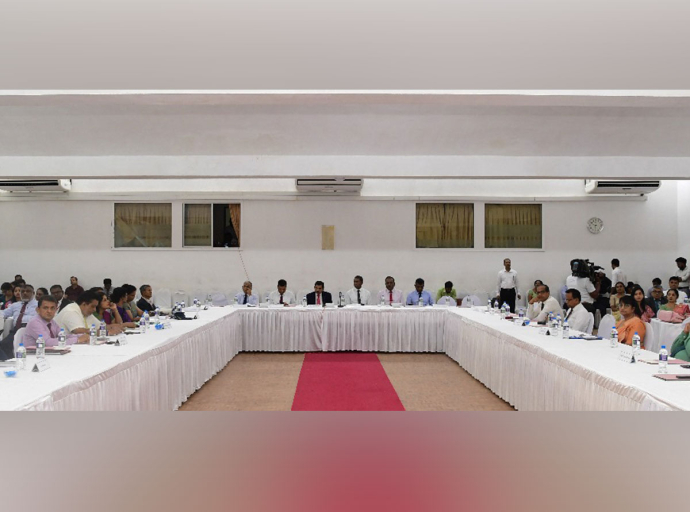  නිදහස් සෞඛ්‍ය සේවාවේ අනාගත ප්‍රගමනය වෙනුවෙන් සැලසුම් සකස් කිරීමට "ජාතික සෞඛ්‍ය සංවර්ධන කමිටුව" රැස්වේ