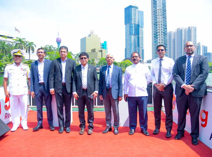 5G තාක්ෂණය බලගන්වමින් ජලයමත පාවෙන ප්ලාස්ටික් අපද්‍රව්‍ය ස්වයංක්‍රීයව එකතු කිරීමේ නියමු ව්‍යාපෘතියක් ඇරඹෙයි