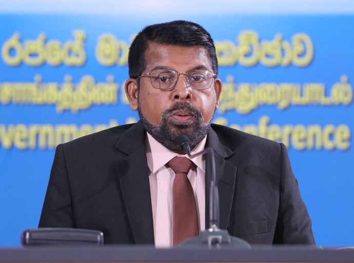 ක්ලීන් ශ්‍රී ලංකා ගමින් ගමට වැඩසටහනෙන් ජනතාවගේ එදිනෙදා ගැටලු වලට විසඳුම් සොයා දෙනවා - රාජ්‍ය පරිපාලන අමාත්‍ය ඒ. එච්. එම්. එච්. අබයරත්න