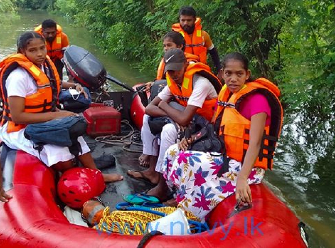  ආපදාවට ලක් වූ ප්‍රදේශවල උසස් පෙළ විභාගය‌ට පෙනී  සිටින දරු දැරියන්ට විශේෂ ප්‍රවාහන පහසුකම්