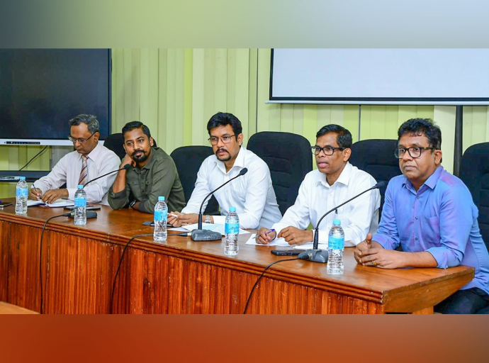 ආපදා තත්ත්වය හමුවේ බිඳවැටුණු සන්නිවේදන ජාල යථා තත්ත්වයට  පත් කිරීමට රජයෙන් විශේෂ මෙහෙයුමක් 