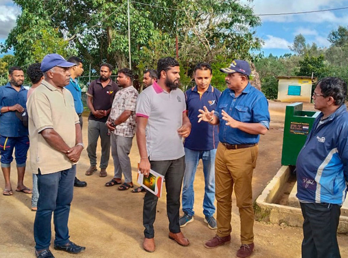 ආරක්‍ෂක නියෝජ්‍ය අමාත්‍යවරයා බදුල්ල දිස්ත්‍රික්කයේ සුරක්‍ෂිතතා මධ්‍යස්ථාන සහ  ආපදා ස්ථාන නිරීක්‍ෂණය කරයි
