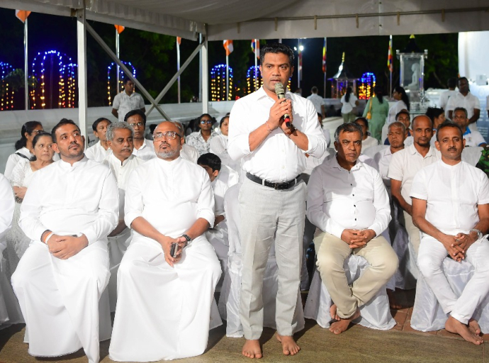 හදිසි ආපදා තත්ත්වය හේතුවෙන් අවතැන් වූ සහ සමස්ත ලංකාවාසී ජනාතාවට සෙත්සුව පතා කිරිවෙහෙර  අභියසදී පිරිත් දේශනාවක්
