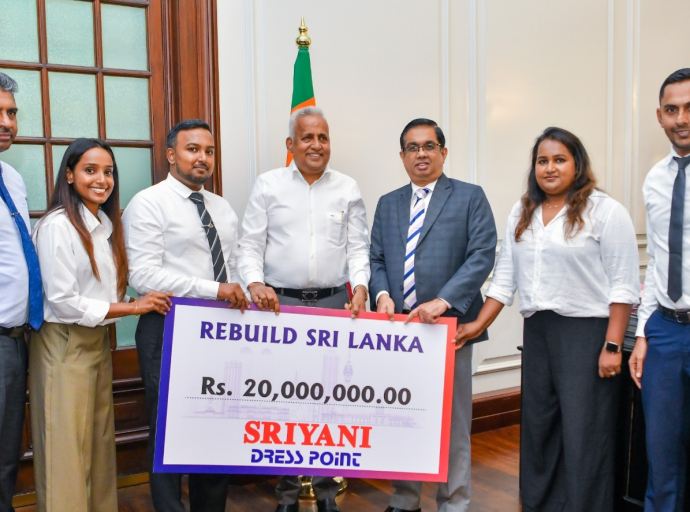 ‘Rebuilding Sri Lanka’ අරමුදලට ශ්‍රියානි ඩ්‍රෙස් පොයින්ට් වෙතින්  රුපියල් මිලියන 20ක්