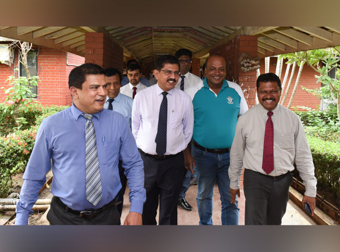 හදිසි ආපදාවෙන් හානියට පත් මහියංගණය මුලික රෝහල සෞඛ්‍ය නියෝජ්‍ය අමාත්‍යවරයාගේ නිරීක්ෂණයට