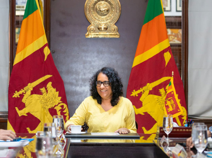 නව ඩිජිටල්කරණ ප්‍රතිපත්ති කෙටුම්පත සමාලෝචනය කරයි