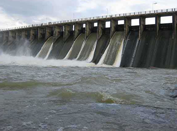 ජලාශවල වාන් දැමීම අඩුවෙමින් පවතියි - ජල පාලන ලේකම් කාර්යාලයේ අධ්‍යක්ෂක