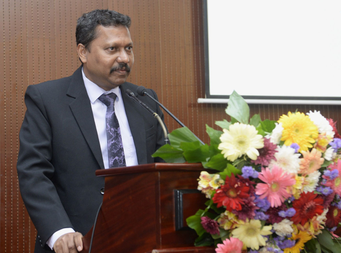 දුම්කොළ හා මධ්‍යසාර පිළිබඳව මීට වඩා දැඩි පාලනයක් අවශ්‍යයි - සෞඛ්‍ය නියෝජ්‍ය අමාත්‍ය වෛද්‍ය හංසක විජේමුණි  