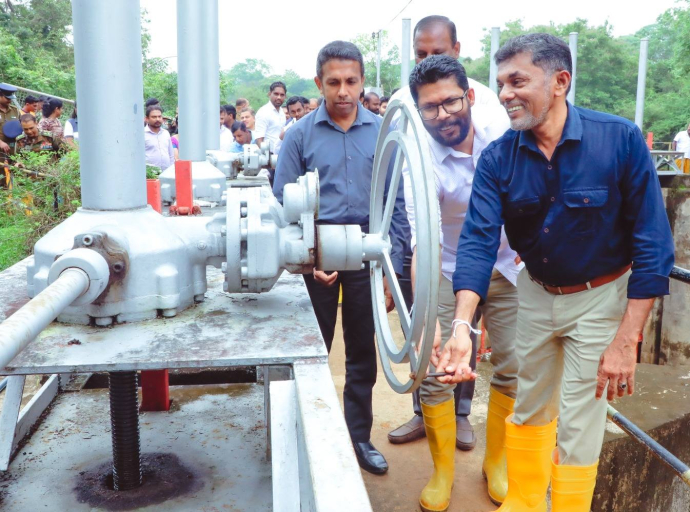 ඇළ­හැර අමුණ ප්‍රති­සං­ස්ක­ර­ණ­ය කර පළමු දියවර මුදා හැරේ