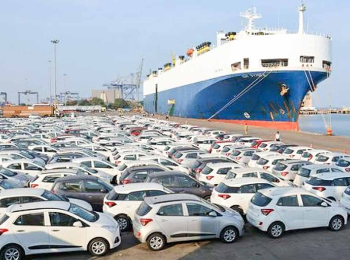 වාහන ආනයනයෙන් රු. බිලියන 904ක ආදායමක් 
